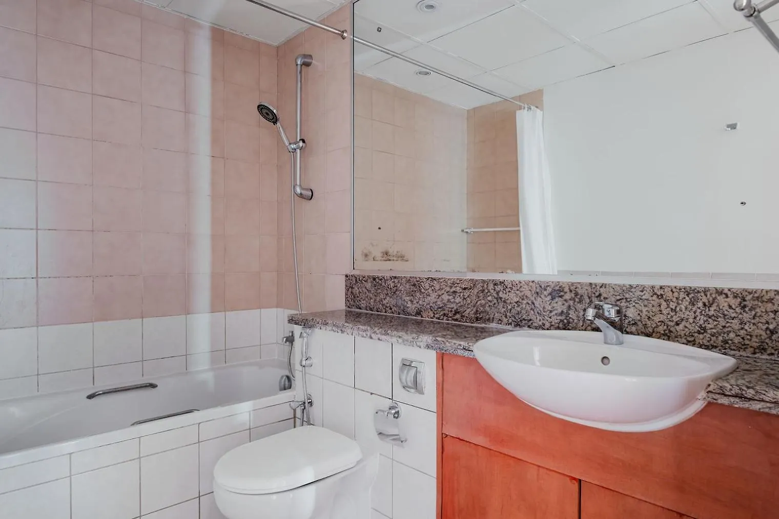 Blueground Greens City View Furnished Dxb-1533 Apartment Dubai