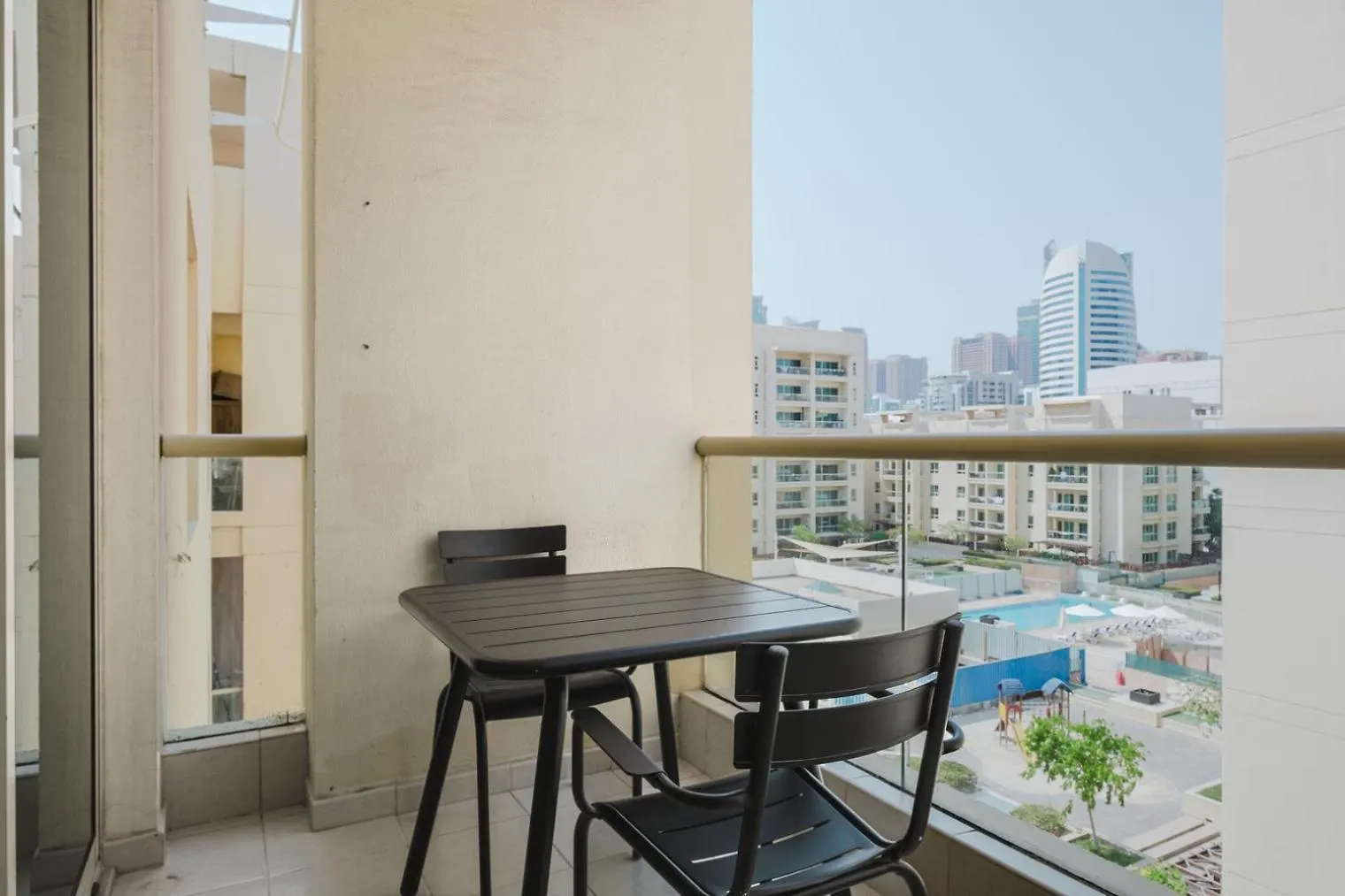 Blueground Greens City View Furnished Dxb-1533 Apartment Dubai